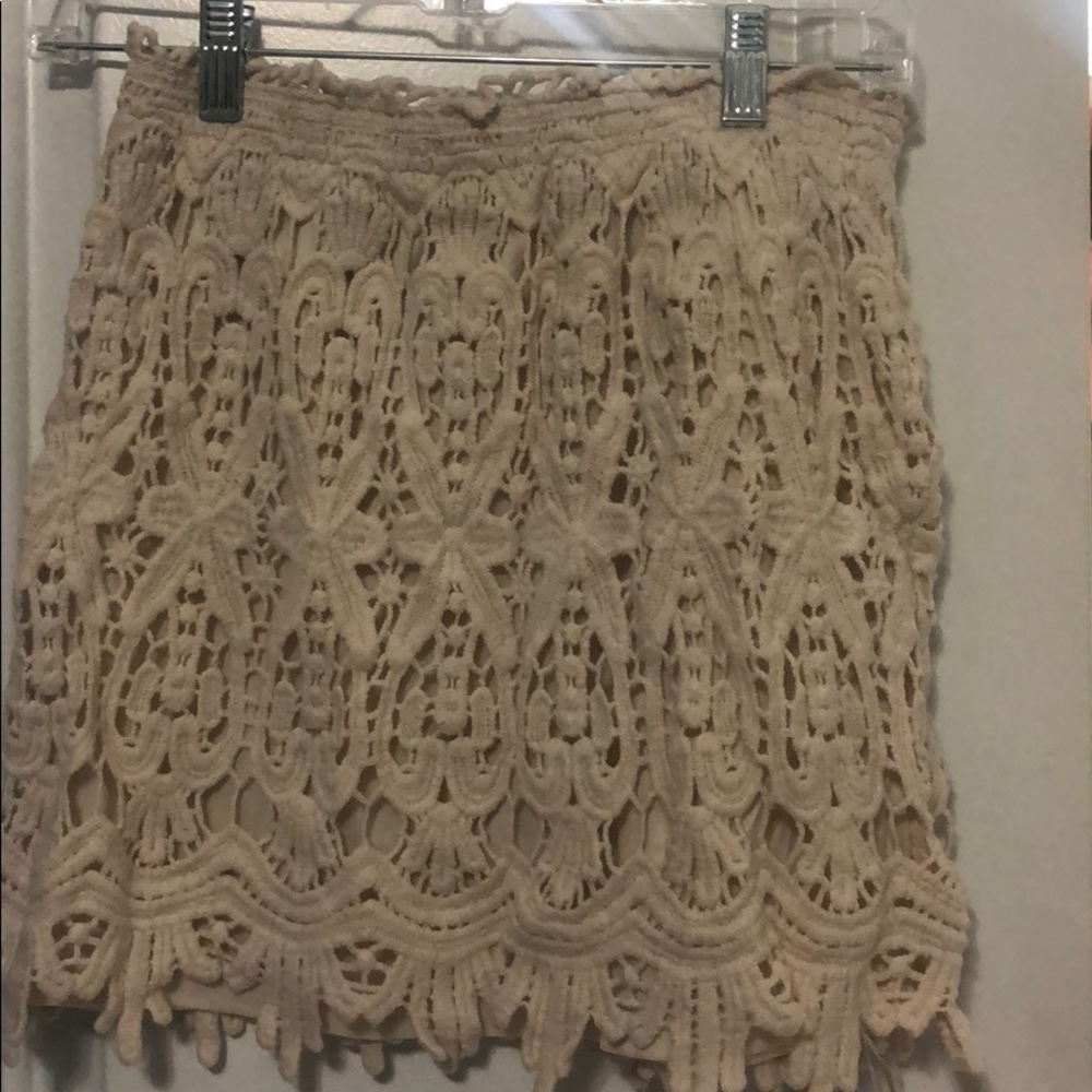 Lace mini skirt